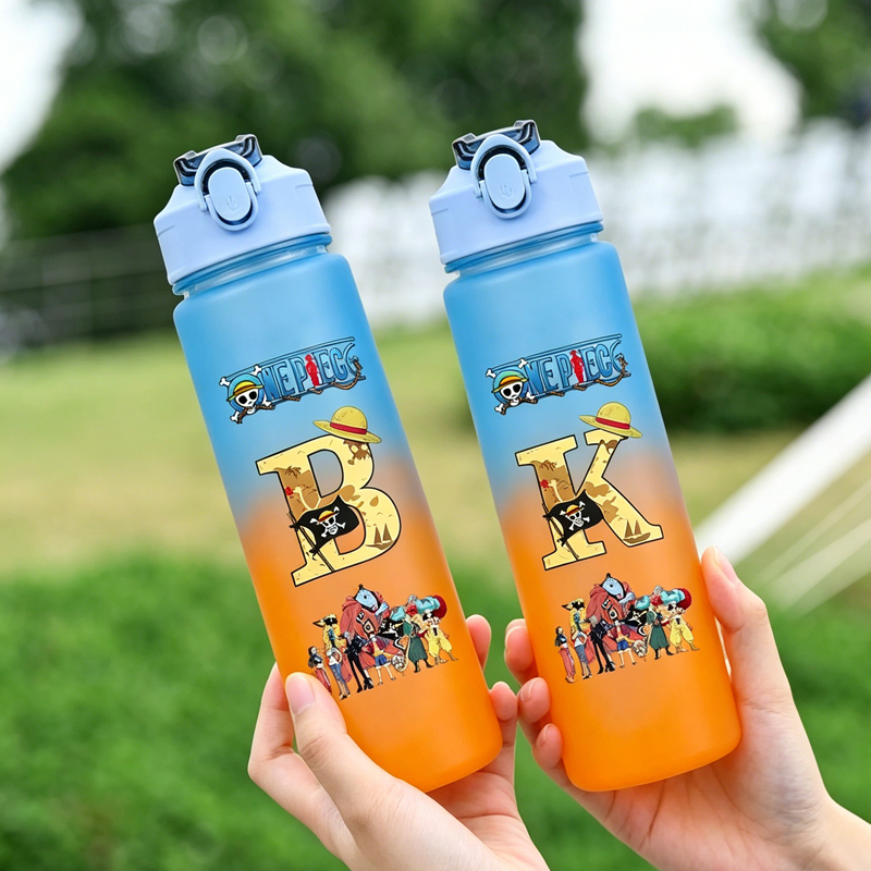 Kids Outdoor Movies - ขวดน้ำเด็ก One Piece ลายตัวอักษร A-Z ขนาด