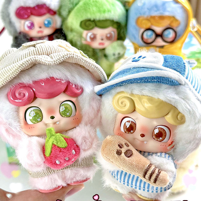 Q Kids Outdoor - ตุ๊กตาไวนิล Q.Kid รุ่นใหม่ แบบสุ่มลาย - ชุดกิจกรรมกลางแจ้ง