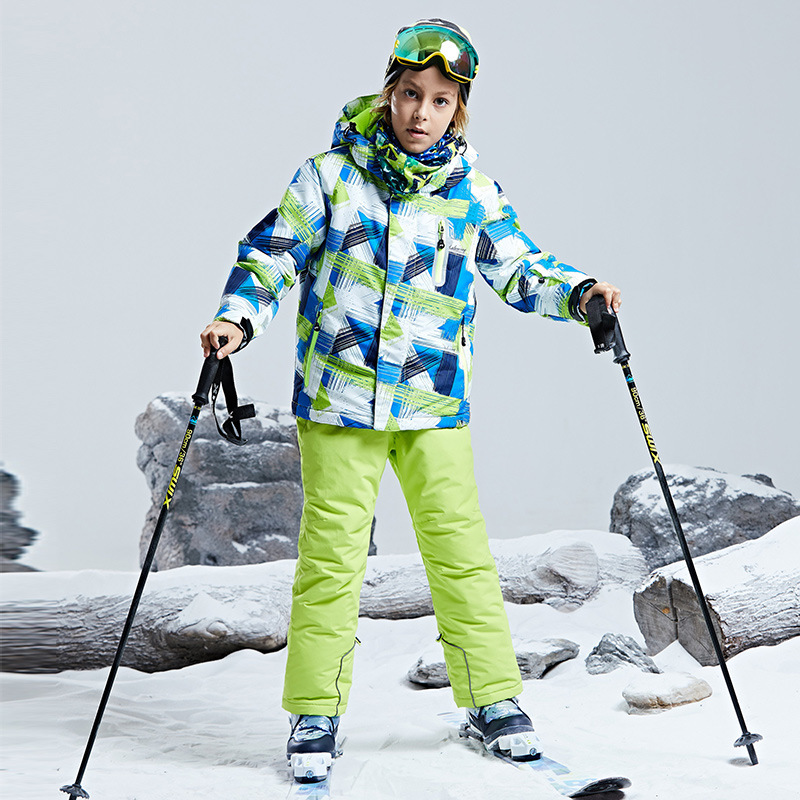 ชุดสกีสำหรับเด็กเล่นสกีสโนว์บอ - Kids Outdoor Jacket บทวิจารณ์และราคา